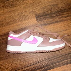 Nike Women's Sneakers in Brown and Pink